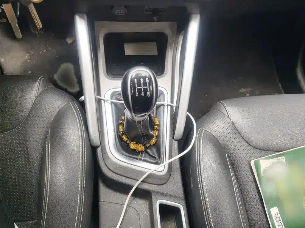 Geely Vision X3 2017 1.5L Manual Premium Edition — миниатюра 7