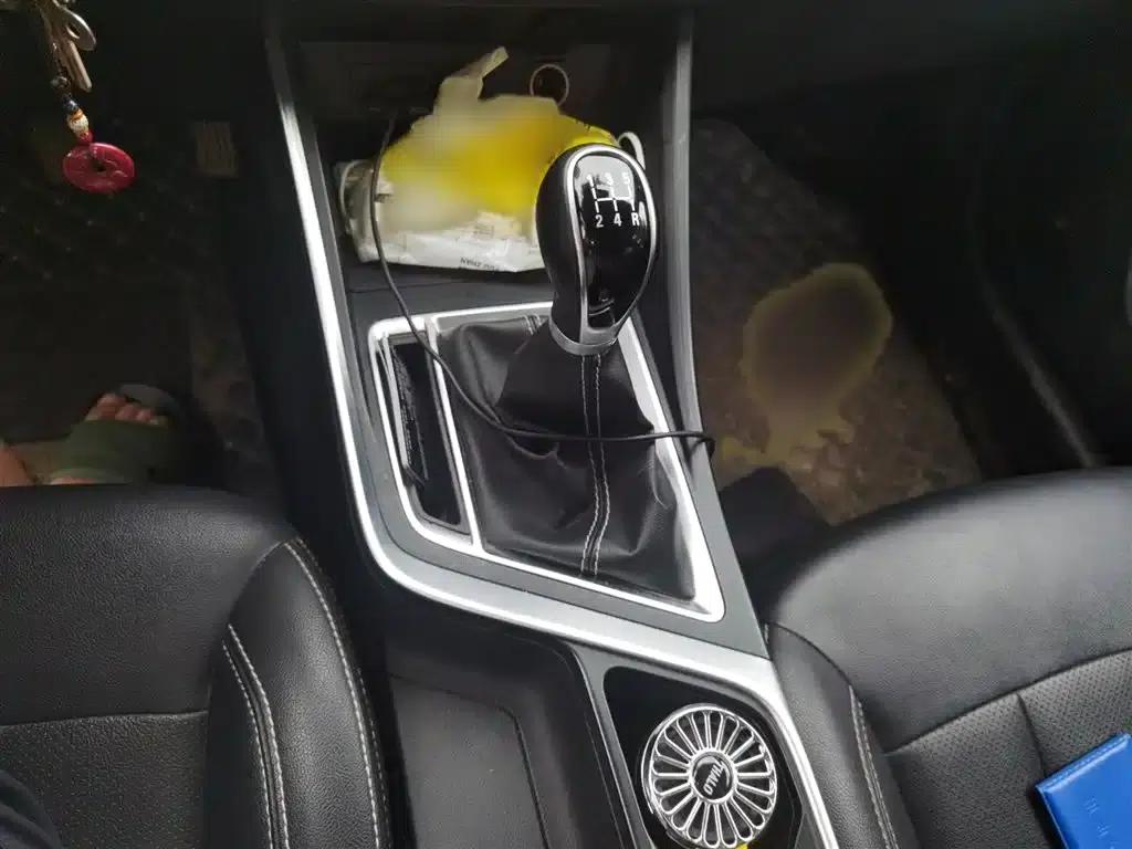 Geely Vision X3 2020 1.5L Manual Elite — миниатюра 7
