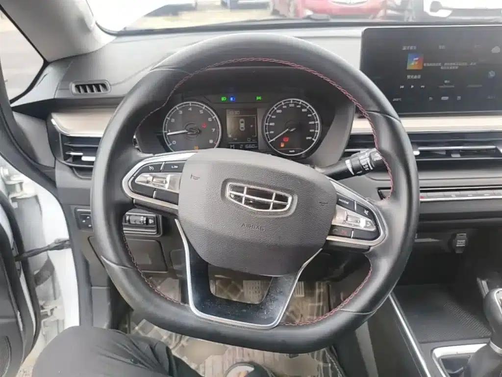 Geely Vision X3 2021 PRO 1.5L Manual Elite — миниатюра 11