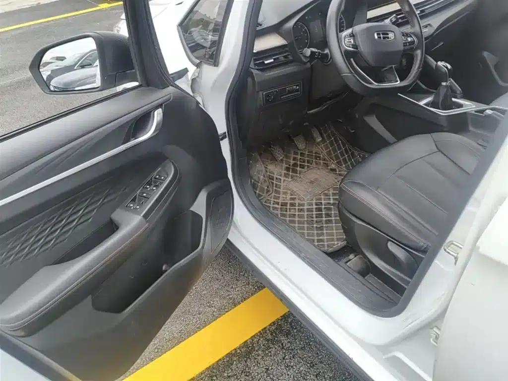 Geely Vision X3 2021 PRO 1.5L Manual Elite — миниатюра 16