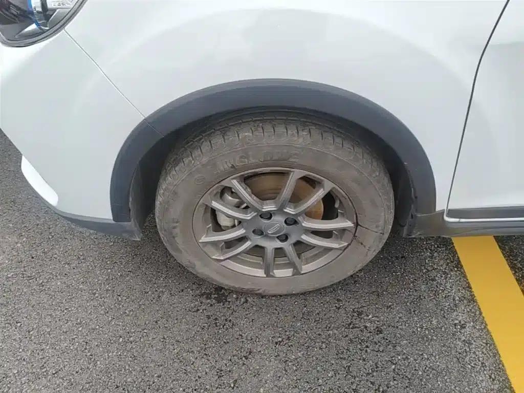 Geely Vision X3 2021 PRO 1.5L Manual Elite — миниатюра 23