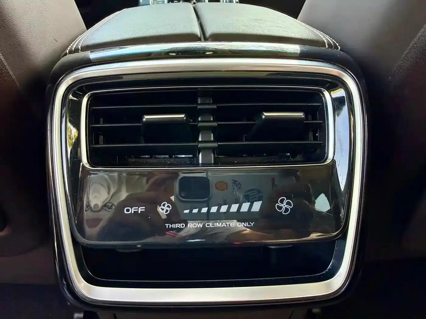 Geely Jiaji 2019 1.5TD MHEV DCT Premium Edition — миниатюра 11