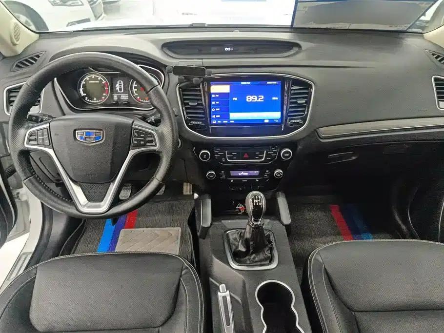 Geely Vision X6 2016 1.8L Manual Premium Edition — миниатюра 12