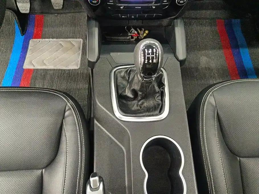 Geely Vision X6 2016 1.8L Manual Premium Edition — миниатюра 16