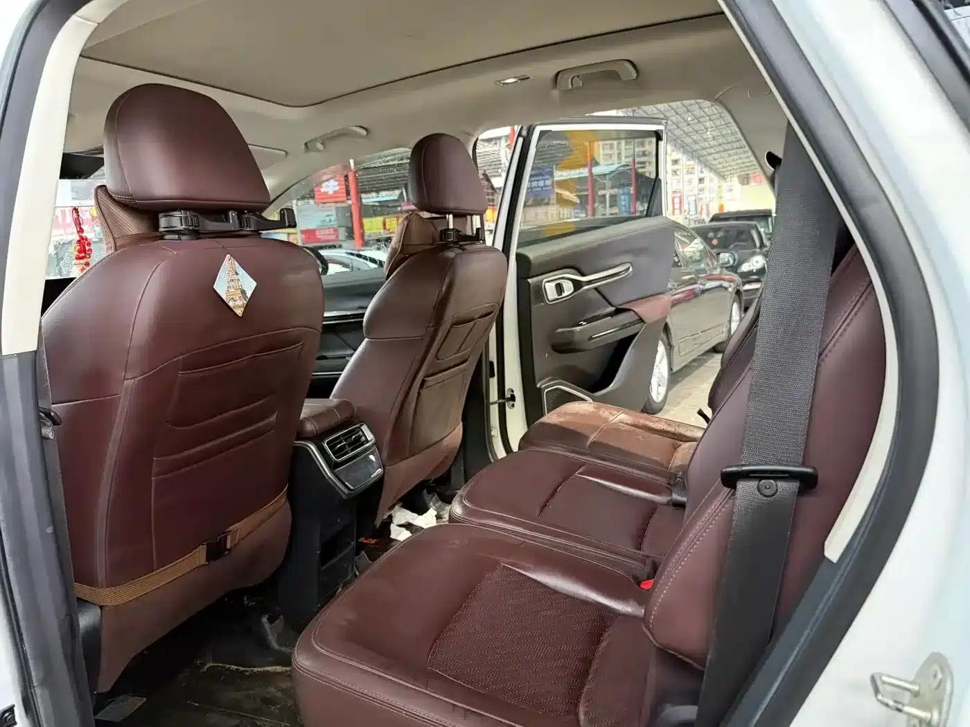Geely Haoyue 2022 1.8TD DCT Flagship 7-Seater — миниатюра 9