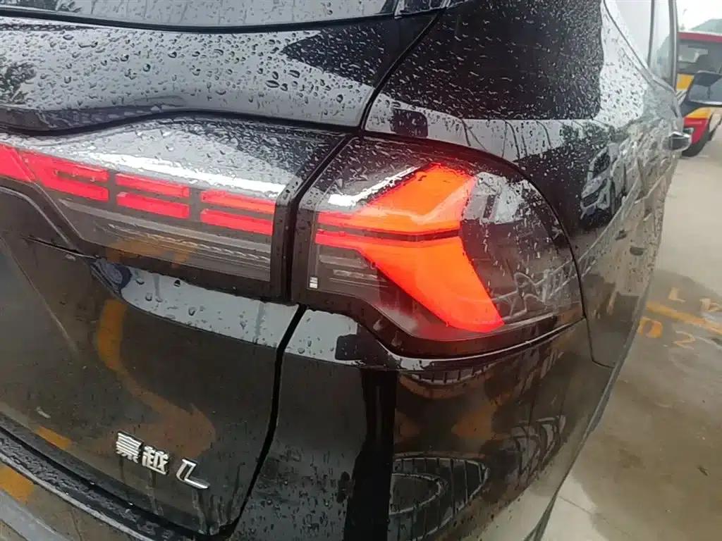 Haoyue L 2023 2.0T DCT Premium Edition — миниатюра 8