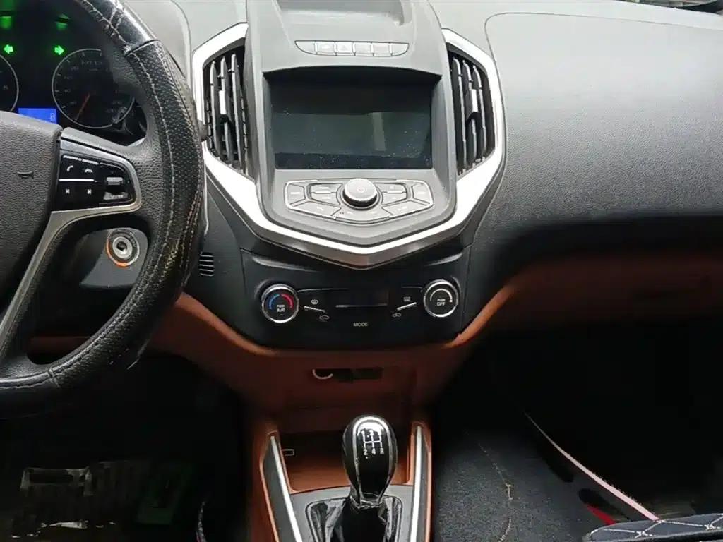 King Kong 2016 1.5L Manual Elite — миниатюра 13