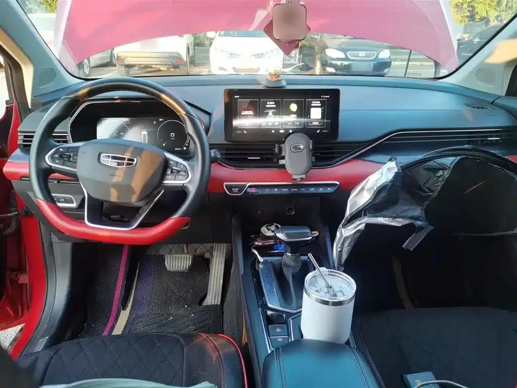 Geely Emgrand S 2021 1.4T CVT Premium Edition — миниатюра 13