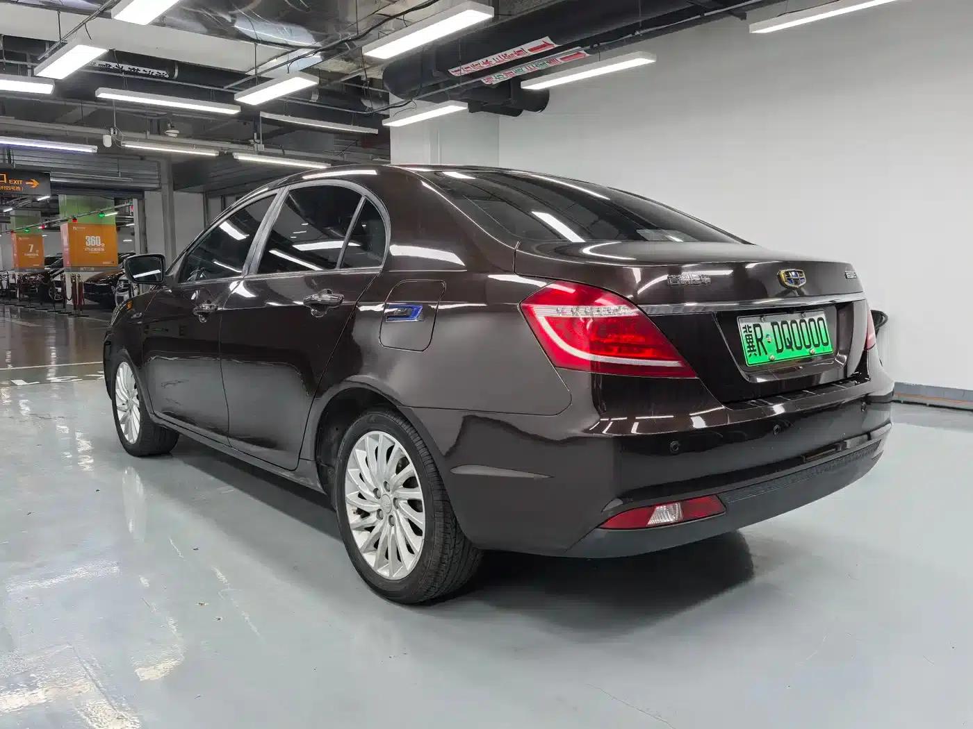 Geely Emgrand New Energy 2016 EV Elite — миниатюра 12
