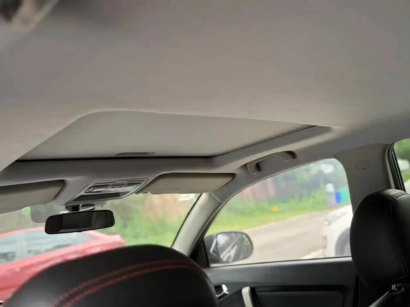 Geely GX7 2014 2.0L Automatic Premium Edition — миниатюра 14
