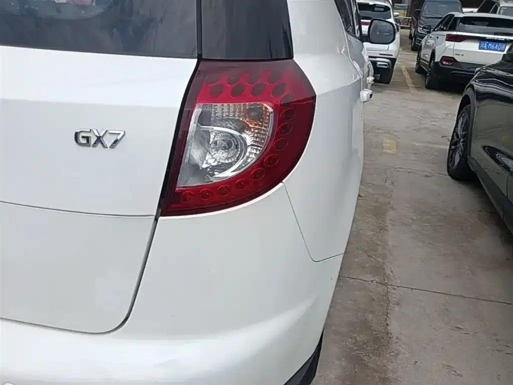 Geely GX7 2014 1.8L Manual Sunroof Edition — миниатюра 8