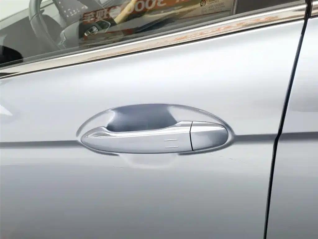 Geely Emgrand L HiP 2024 Champion Edition 1.5TD-DHT Pro 100KM Excellent Model — миниатюра 18