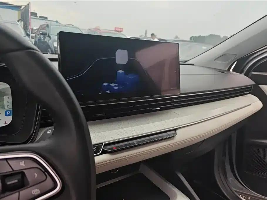 Geely Emgrand L HiP 2022 1.5TD-DHT Pro 100KM Super — миниатюра 13