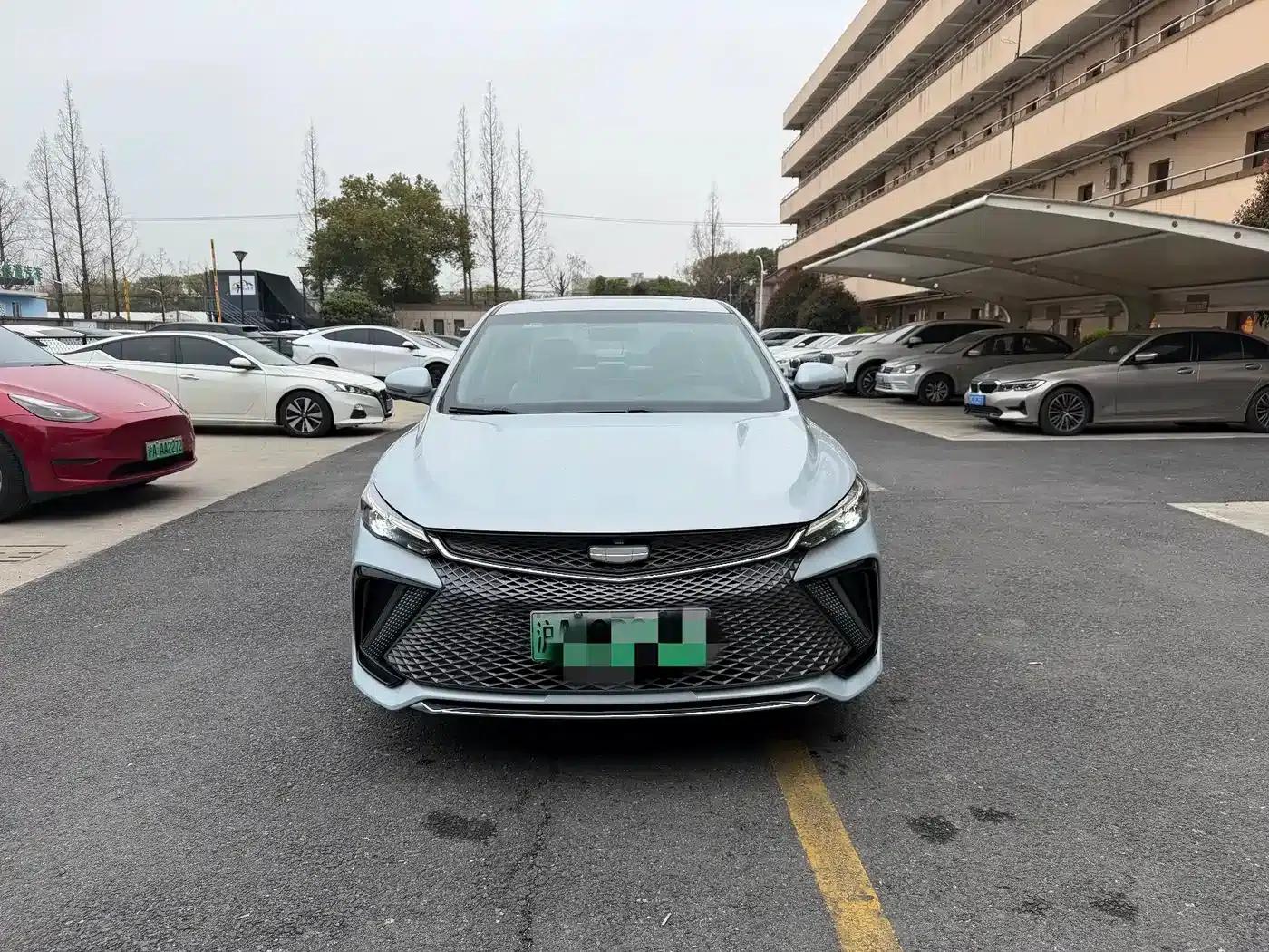Geely Emgrand L HiP 2022 1.5TD-DHT Pro 100KM Super — миниатюра 2