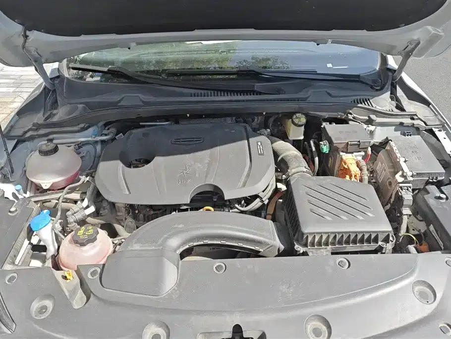 Geely Emgrand L HiP 2024 Champion Edition 1.5TD-DHT Pro 100KM Excellent Model — миниатюра 10