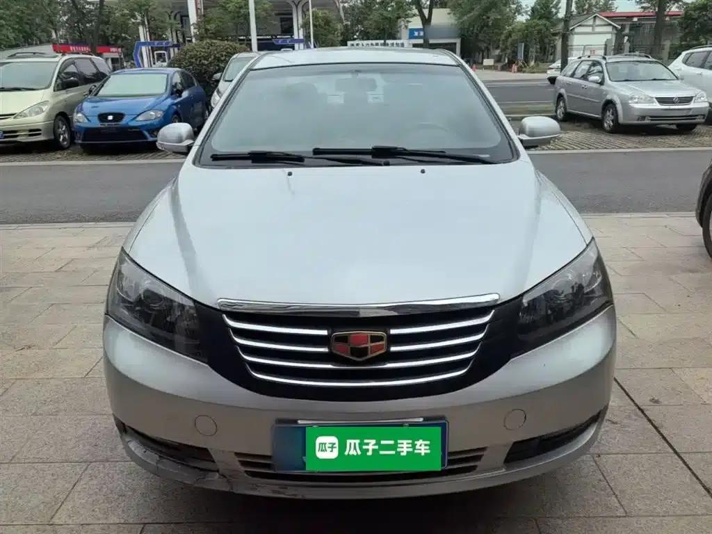 Geely Emgrand Classic 2013 Sedan 1.5L Manual Entry-Level — миниатюра 3