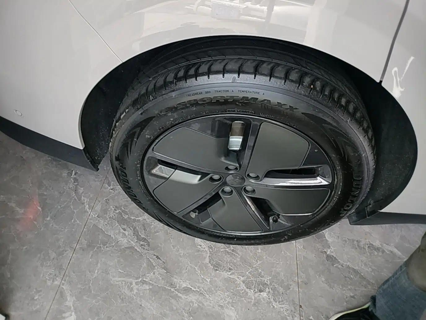 Li Auto i6 2025 Model Two-Wheel-Drive Standard Type — миниатюра 10