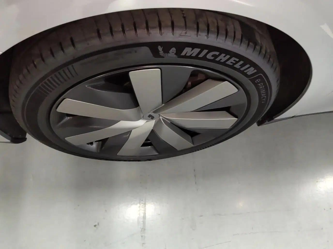 Li Auto i6 2025 Model Two-Wheel-Drive Standard Type — миниатюра 8