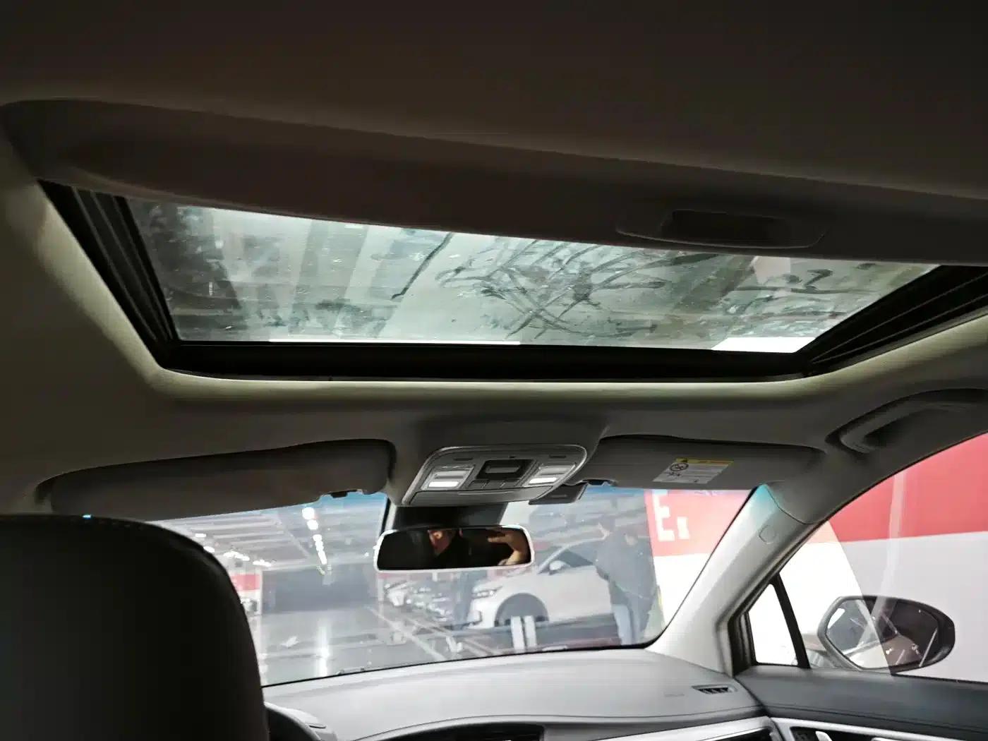 Geely GSe 2018 Premium Edition — миниатюра 7