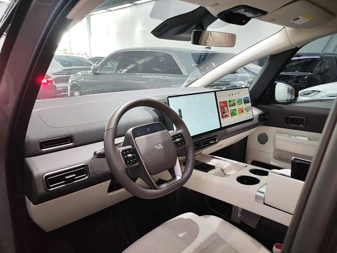 Li Auto MEGA 2024 Ultra Model — миниатюра 13
