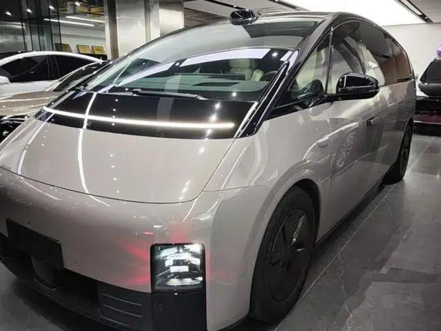 Li Auto MEGA 2024 Ultra Model