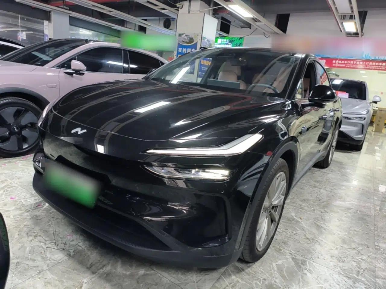 ONVO L60 2025 Model—60 kWh Rear-Wheel-Drive Version — миниатюра 1