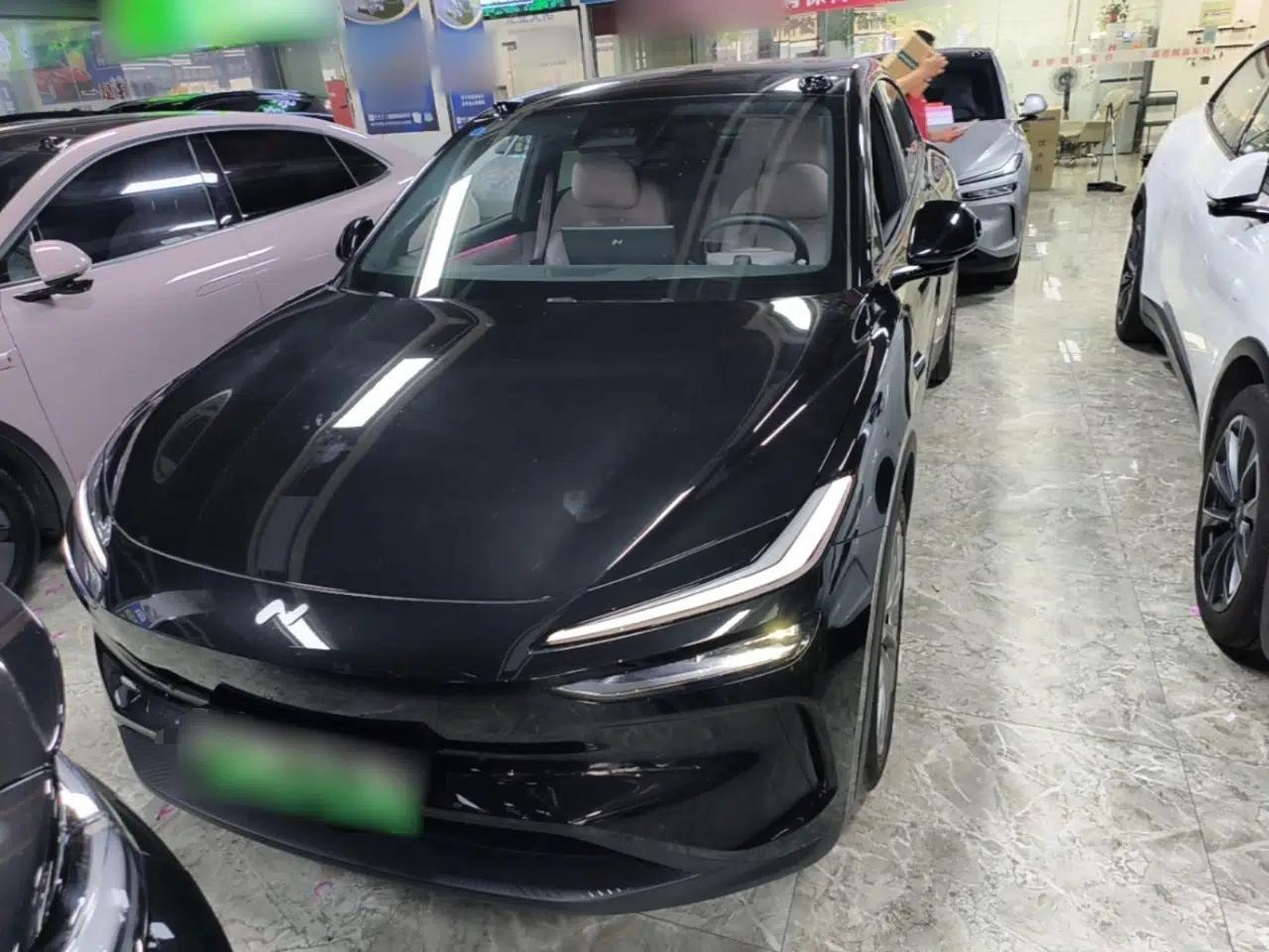 ONVO L60 2025 Model—60 kWh Rear-Wheel-Drive Version — миниатюра 2