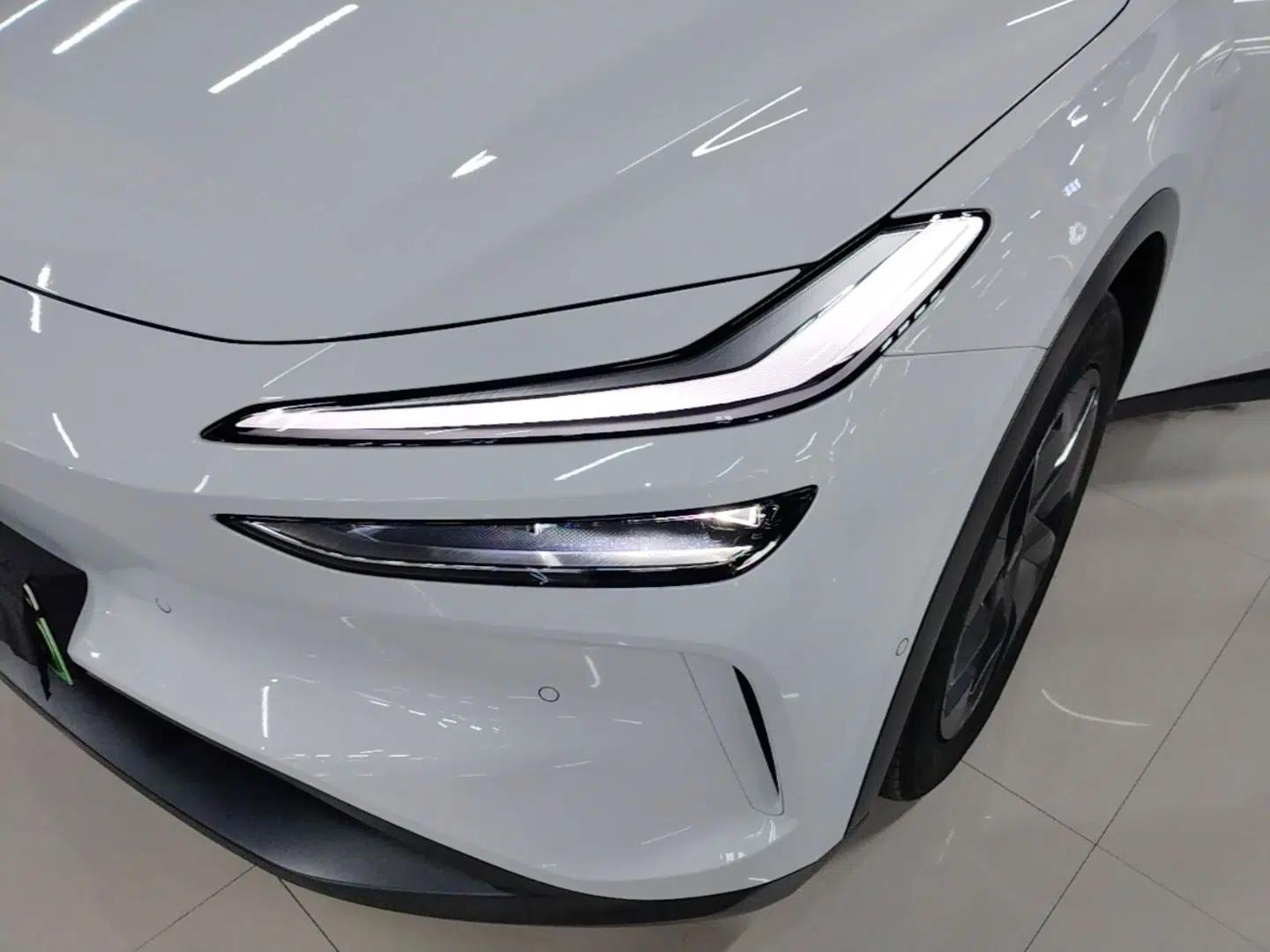 ONVO L60 2024 60 kWh Rear-Drive Version — миниатюра 2