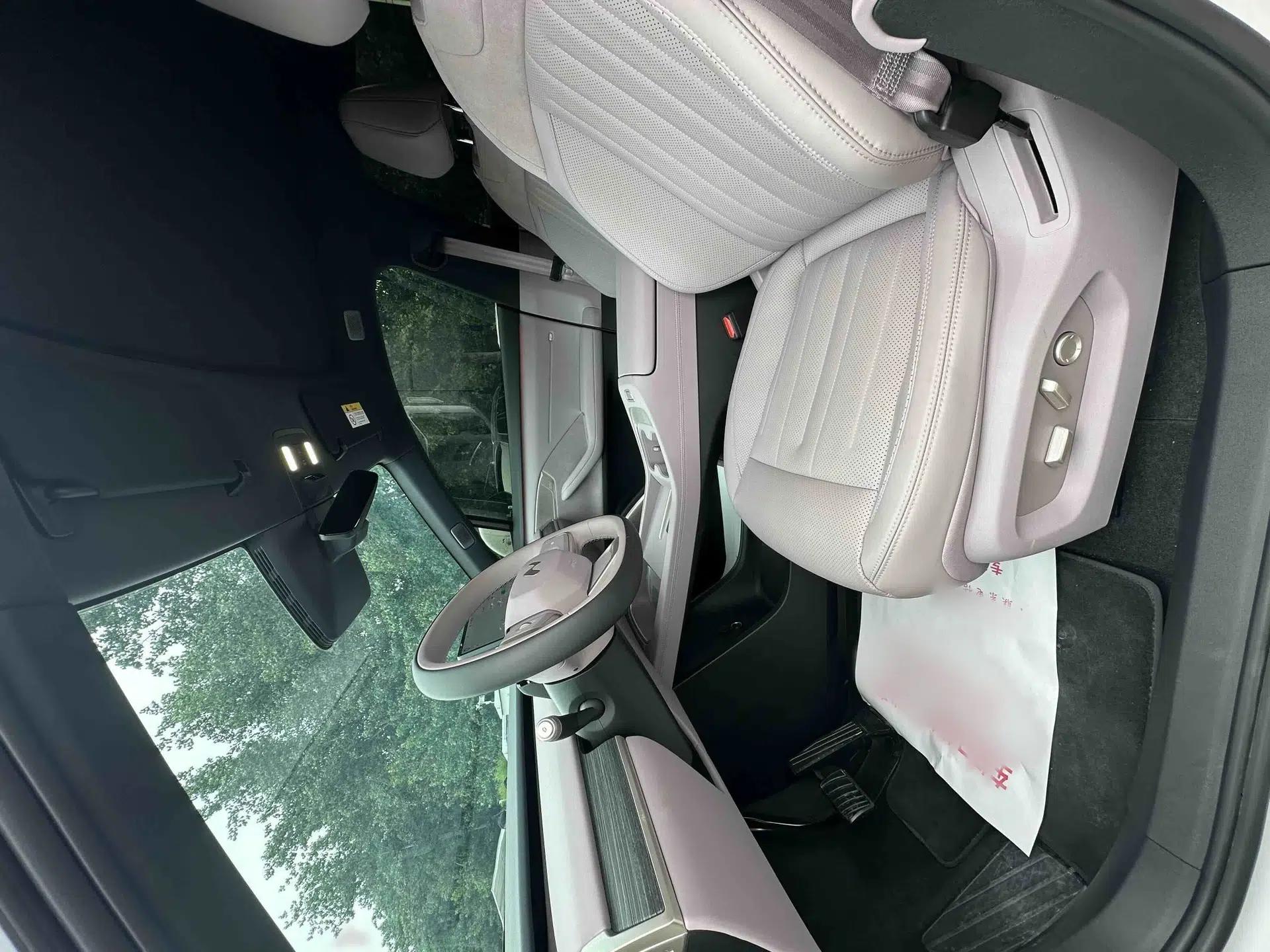 ONVO L60 2024 60 kWh Rear-Drive Version — миниатюра 19