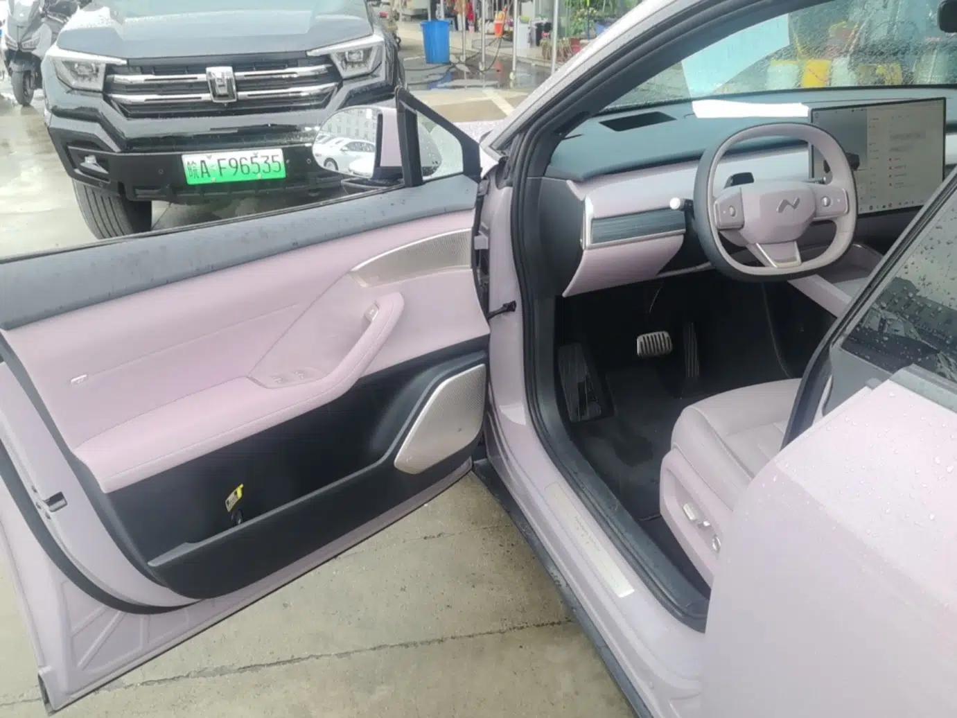 ONVO L60 2024 60 kWh Rear-Drive Version — миниатюра 19
