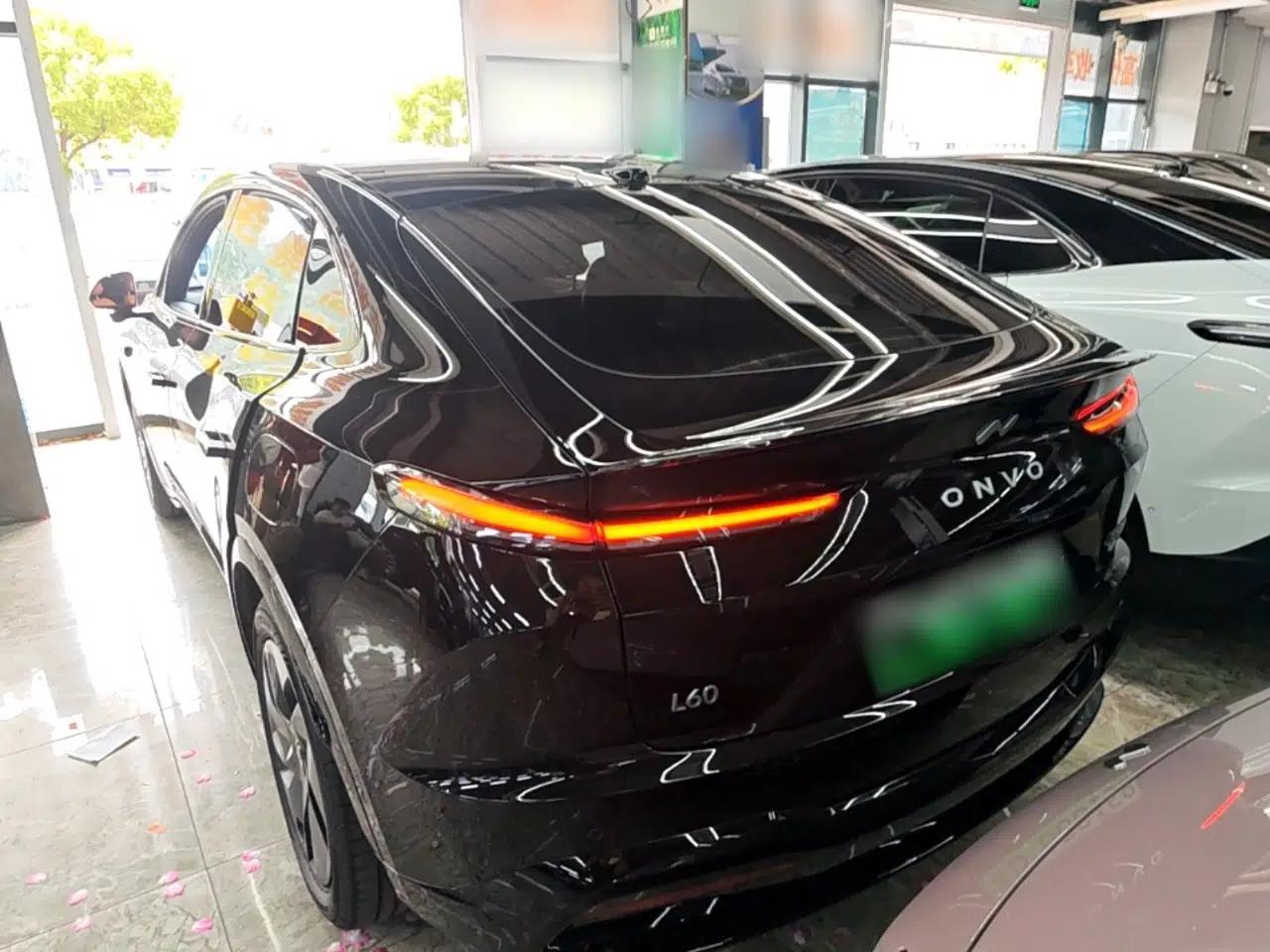 ONVO L60 2024 60 kWh Rear-Drive Version — миниатюра 4