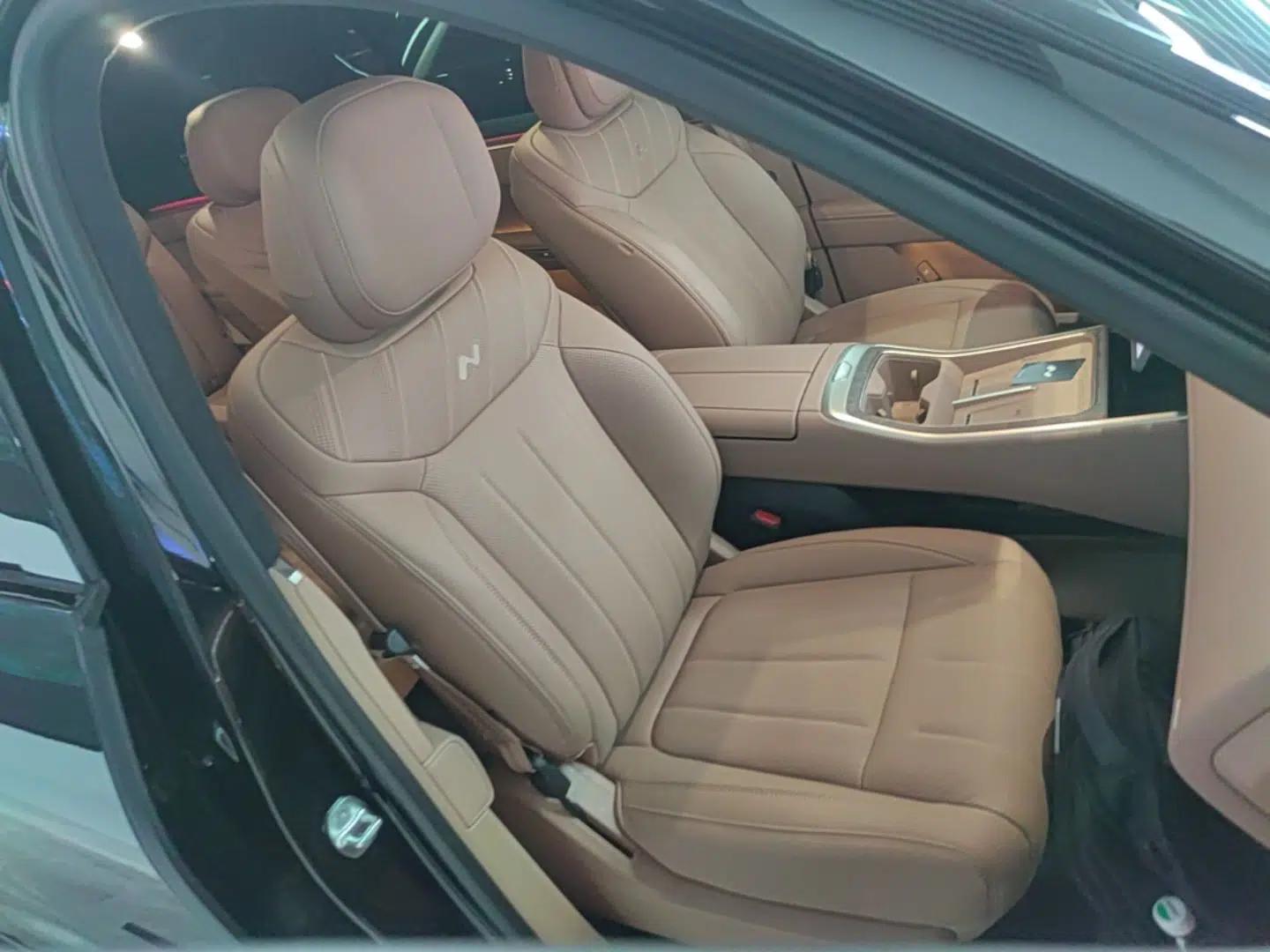 ONVO Luxeed L90 2025 Model—Ultra Six-Seater Version — миниатюра 23
