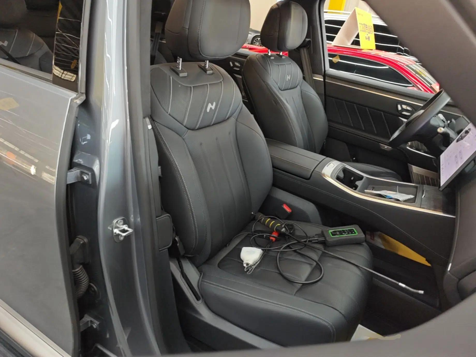 ONVO Luxeed L90 2025 Model—Max Six-Seater Version — миниатюра 23