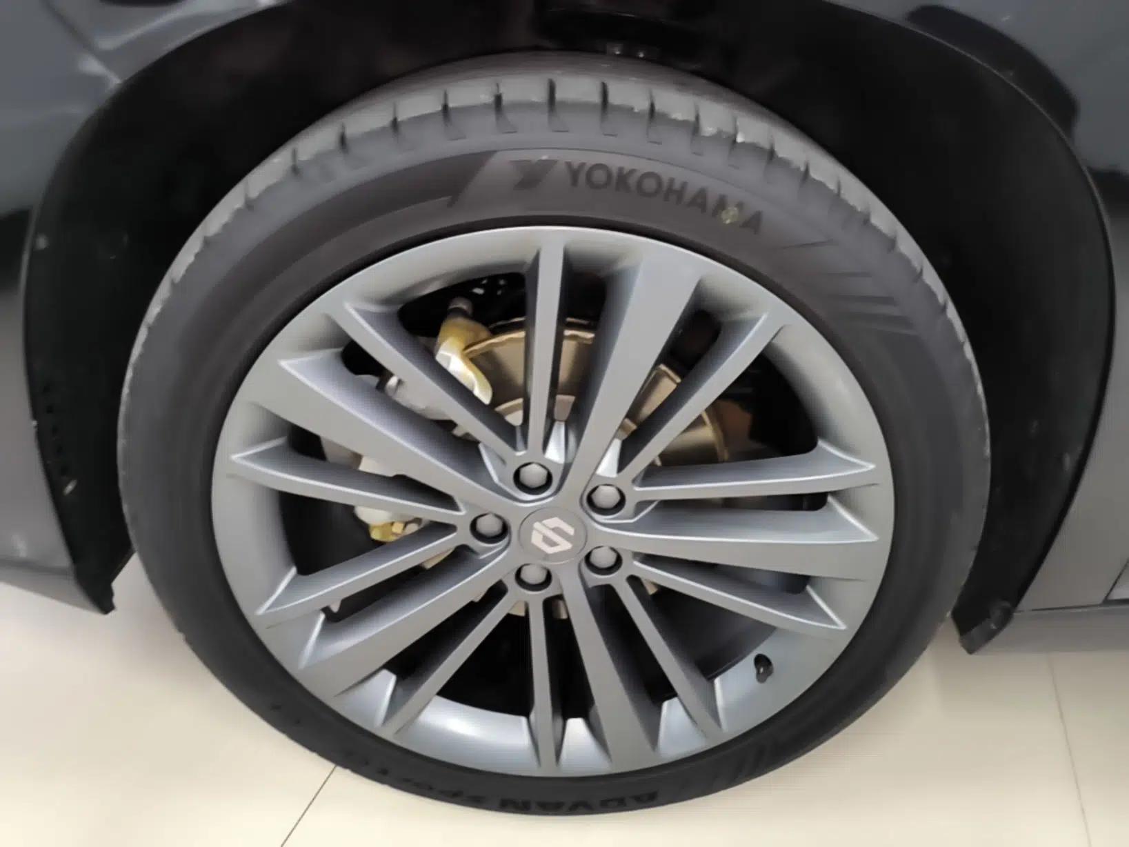 Leapmotor C16 2024 All-Electric 580 Luxury Edition — миниатюра 8