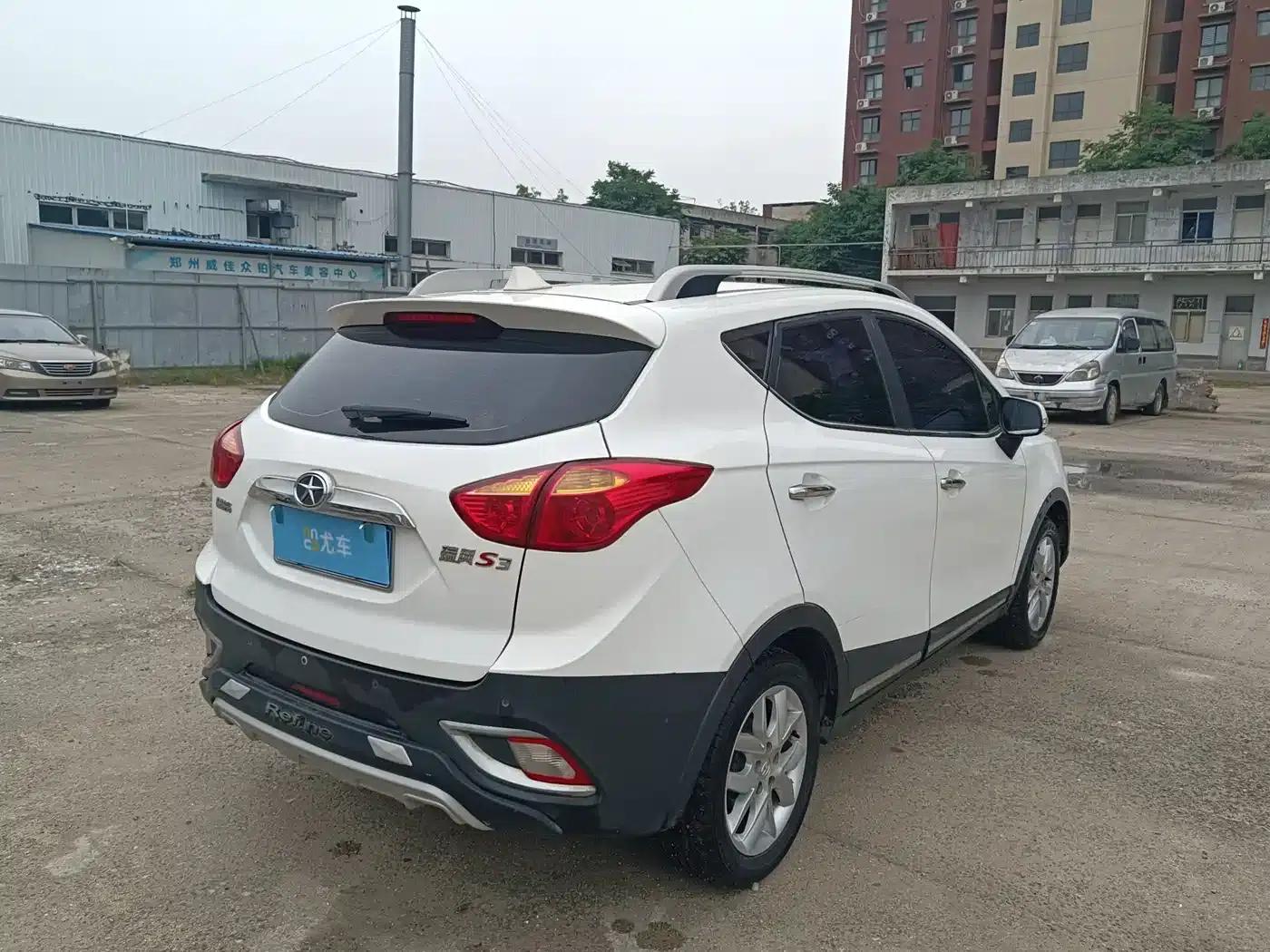 Refine S3 2014 1.5L CVT Luxury Intelligent Model — миниатюра 14