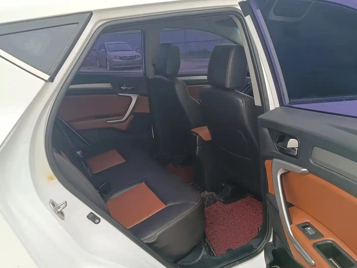 Refine S3 2014 1.5L CVT Luxury Intelligent Model — миниатюра 9