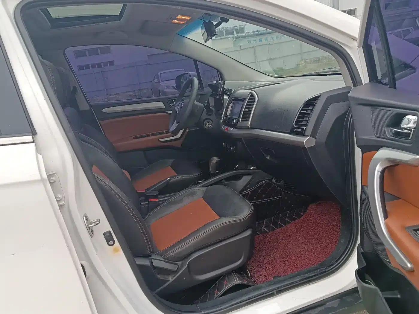 Refine S3 2014 1.5L CVT Luxury Intelligent Model — миниатюра 10