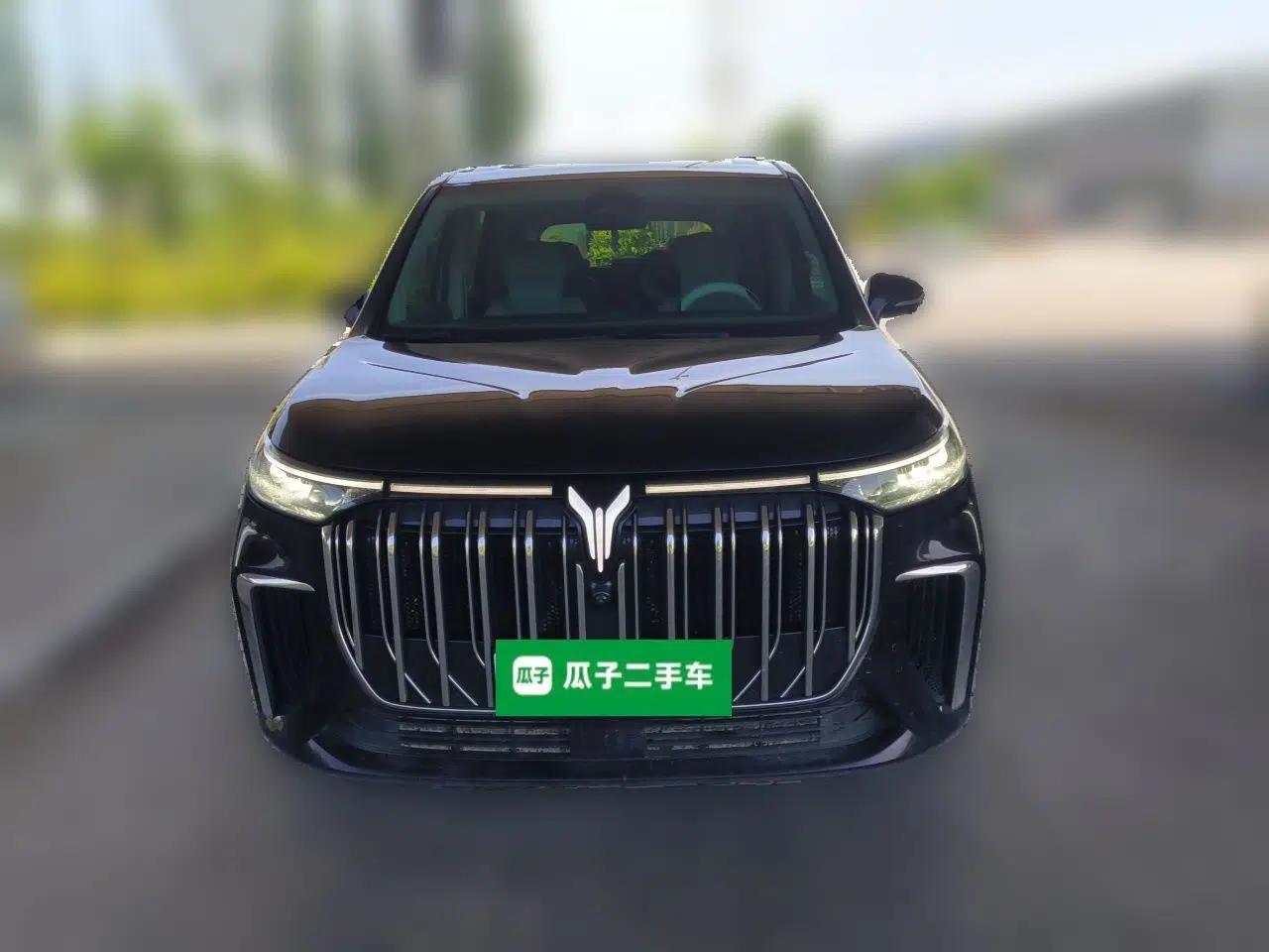 VOYAH Dream 2024 PHEV Ultra-Long Range Flagship Edition — миниатюра 2