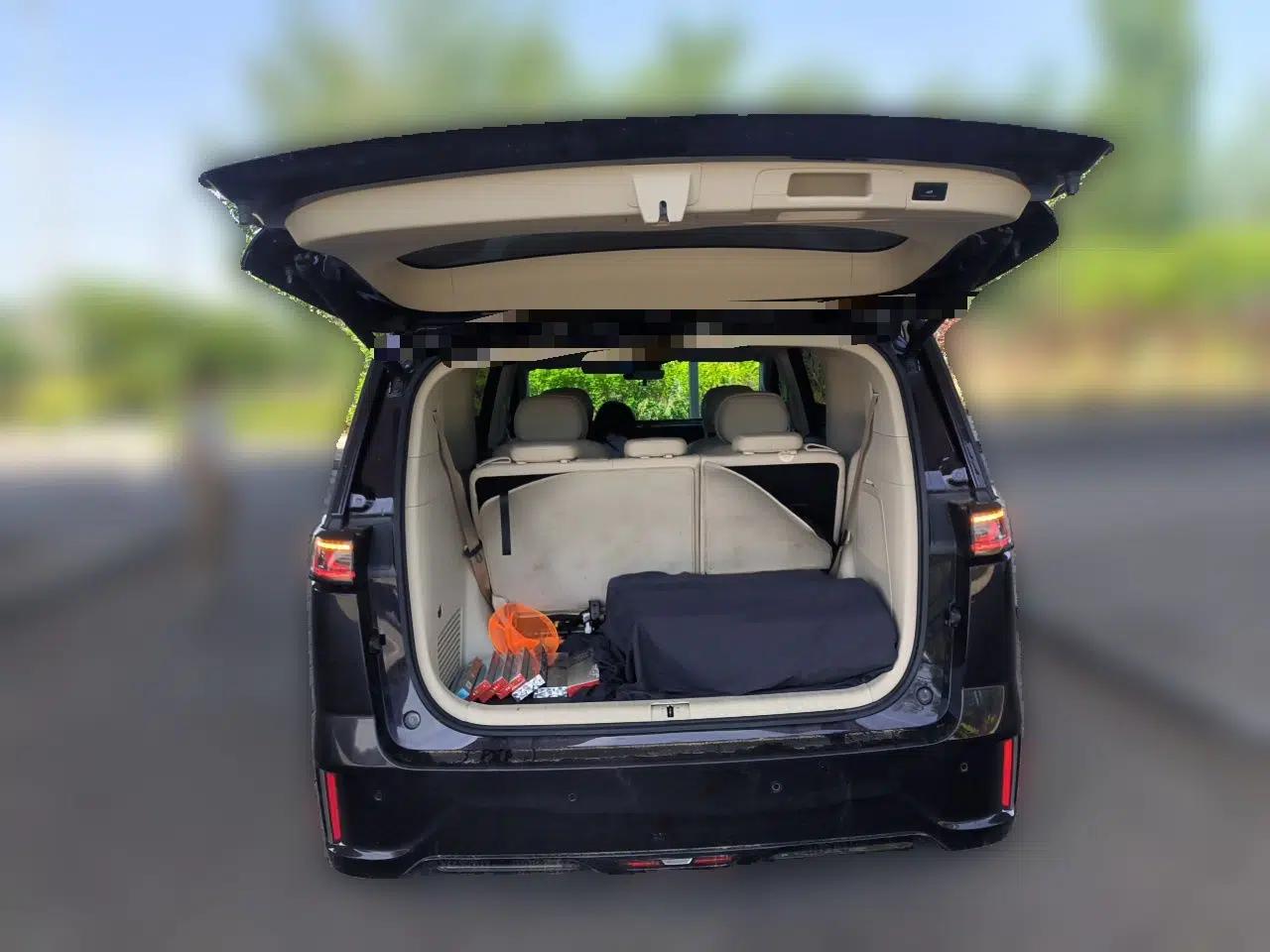 VOYAH Dream 2024 PHEV Ultra-Long Range Flagship Edition — миниатюра 20