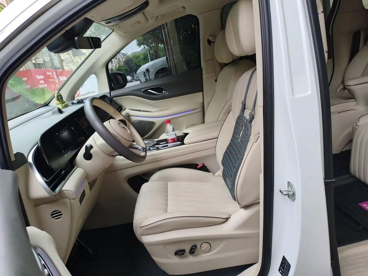 VOYAH Dream 2022 Low-Carbon Edition Dream+ Smart Enjoyment Package — миниатюра 16