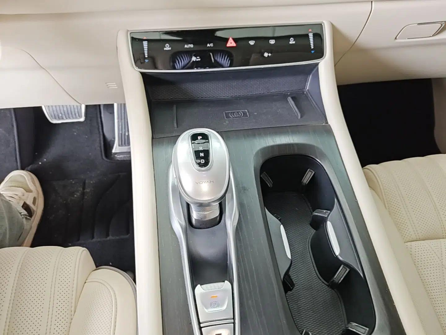 VOYAH Dream 2022 Low-Carbon Edition Dream+ Smart Enjoyment Package — миниатюра 17