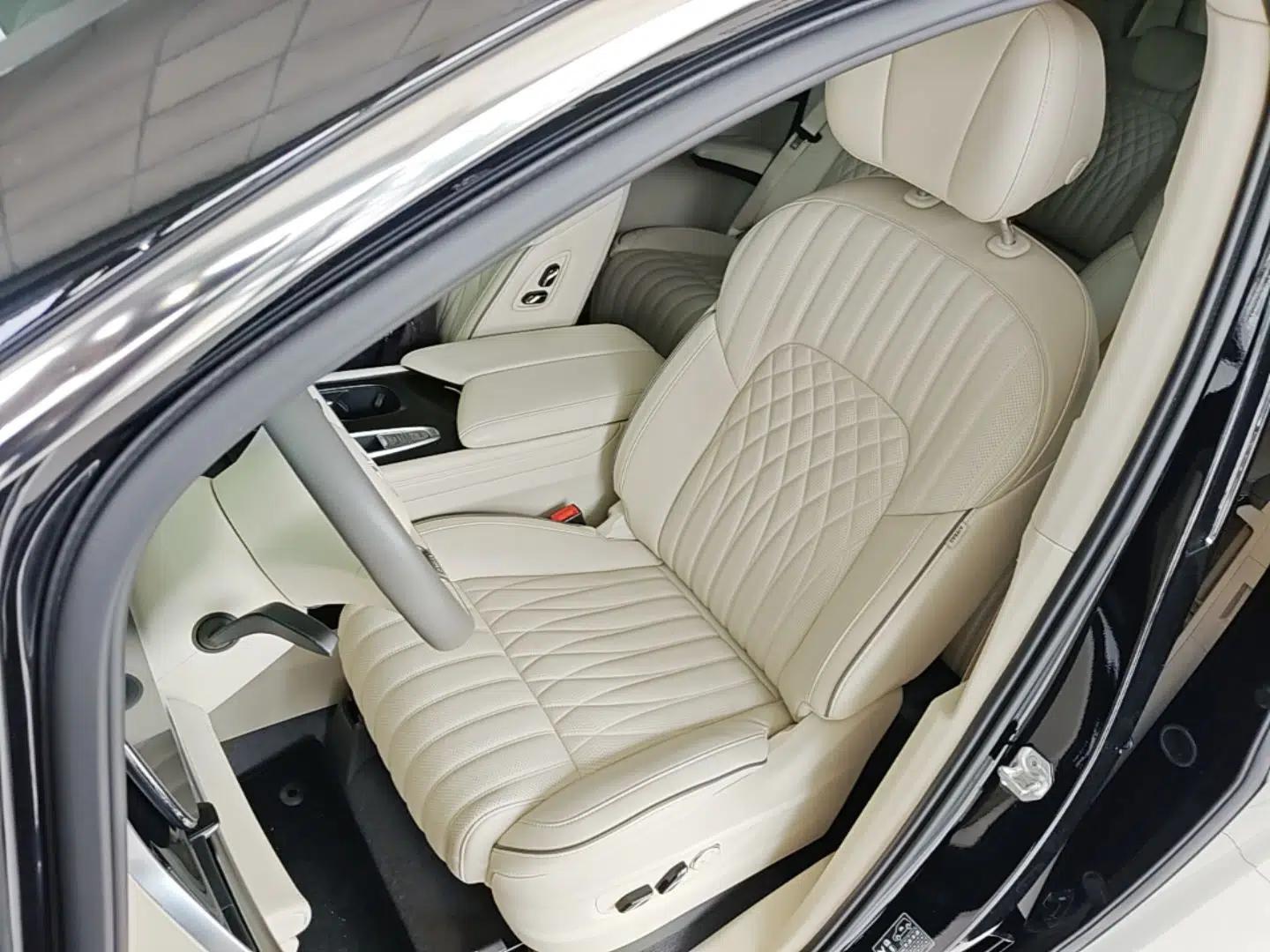 VOYAH Dream 2022 Low-Carbon Edition Dream+ Smart Enjoyment Package — миниатюра 18
