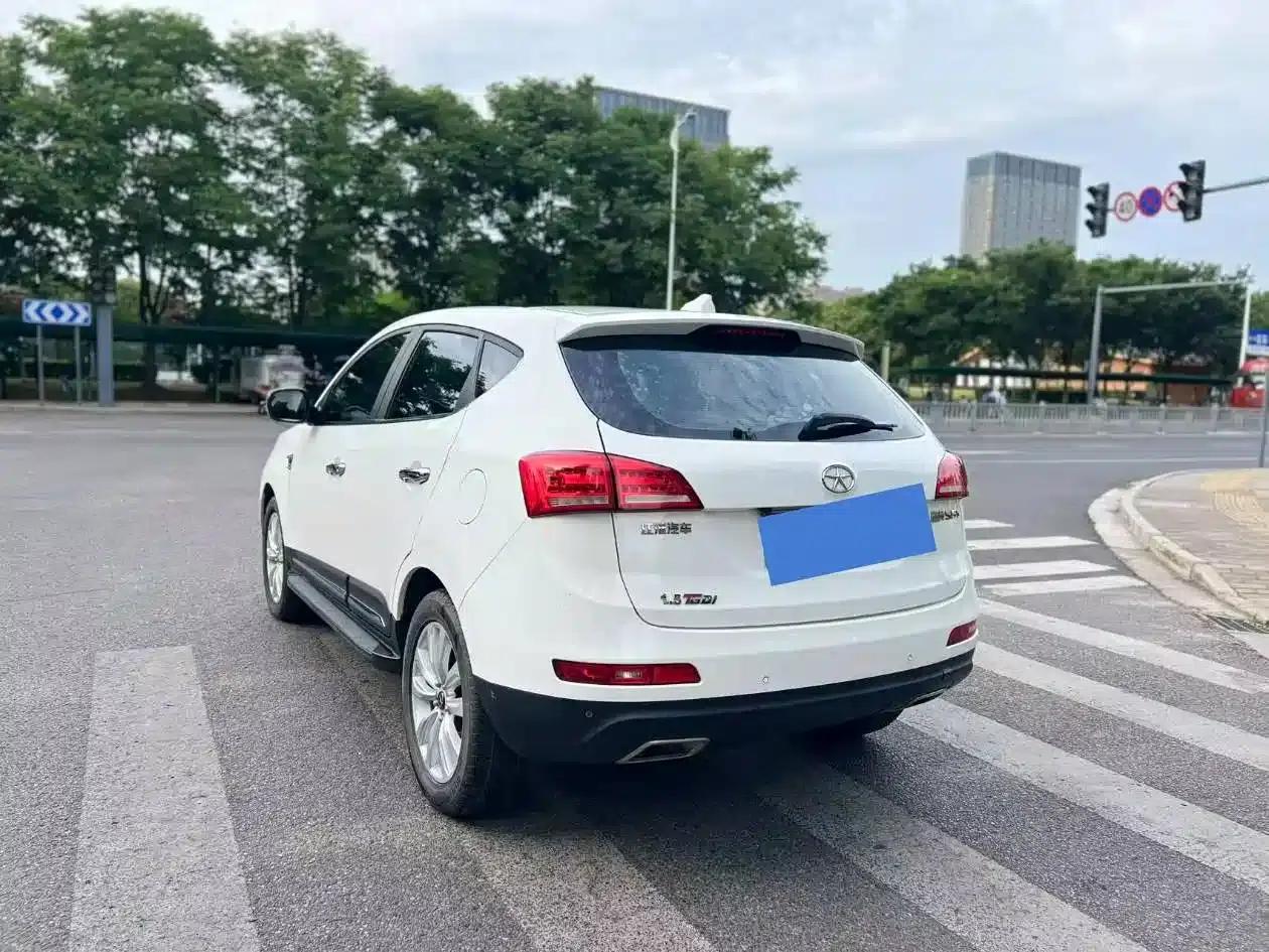 Refine S5 2015 1.5T Manual Deluxe Edition — миниатюра 4