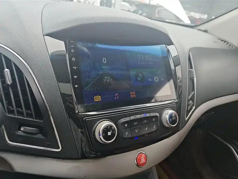 Refine S5 2013 2.0T Manual Premium Edition — миниатюра 13