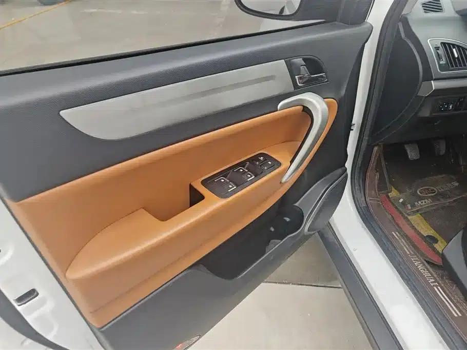Refine S5 2013 2.0T Manual Premium Edition — миниатюра 7