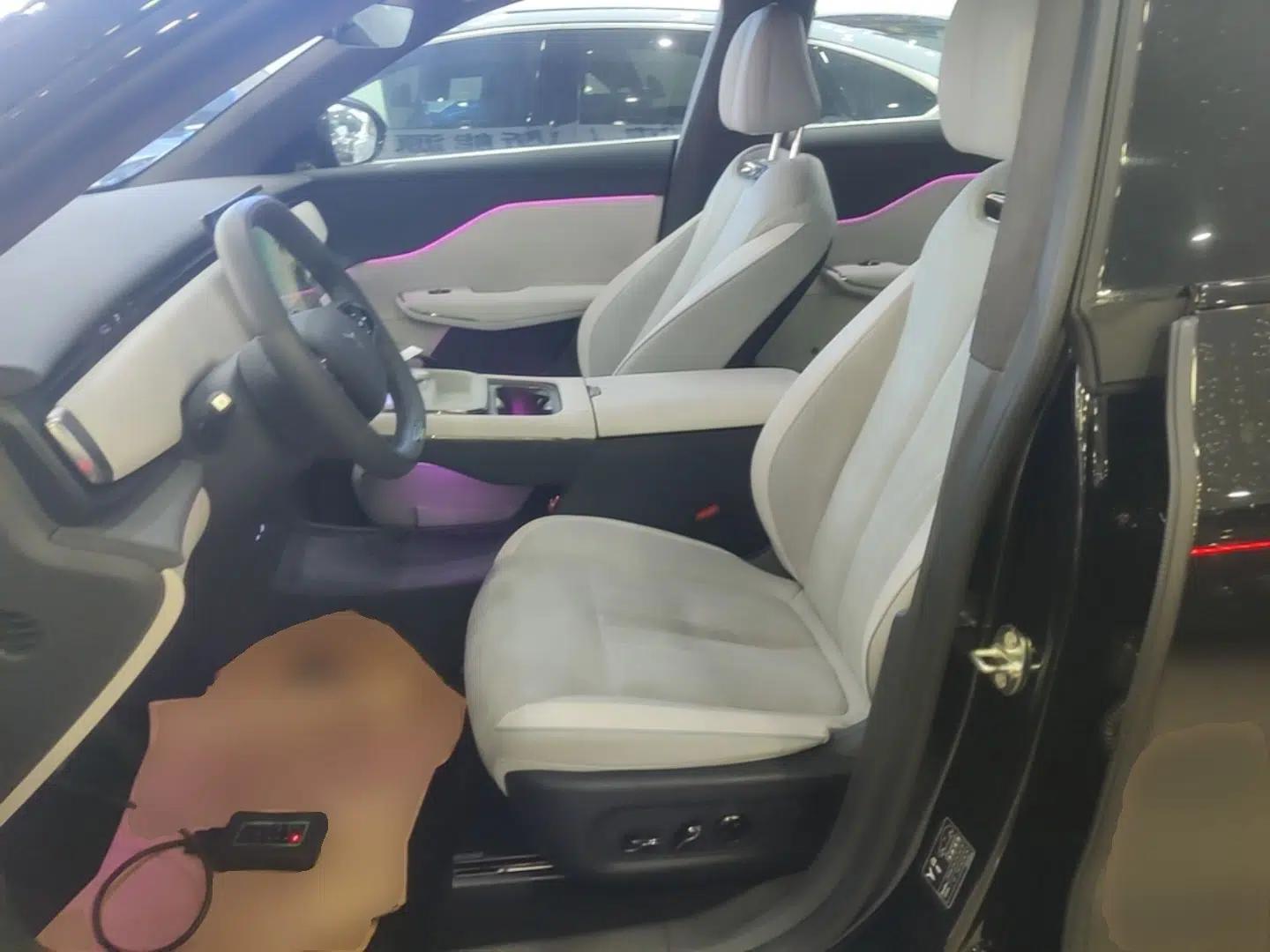 VOYAH COURAGE 2024 Long-Range Supercharge Edition — миниатюра 18