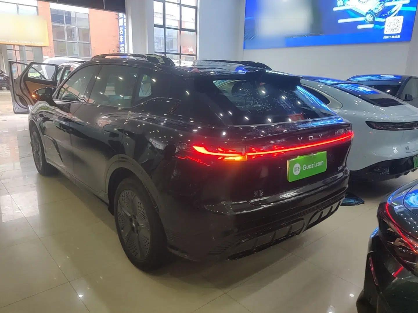 VOYAH COURAGE 2024 Long-Range Supercharge Edition — миниатюра 4