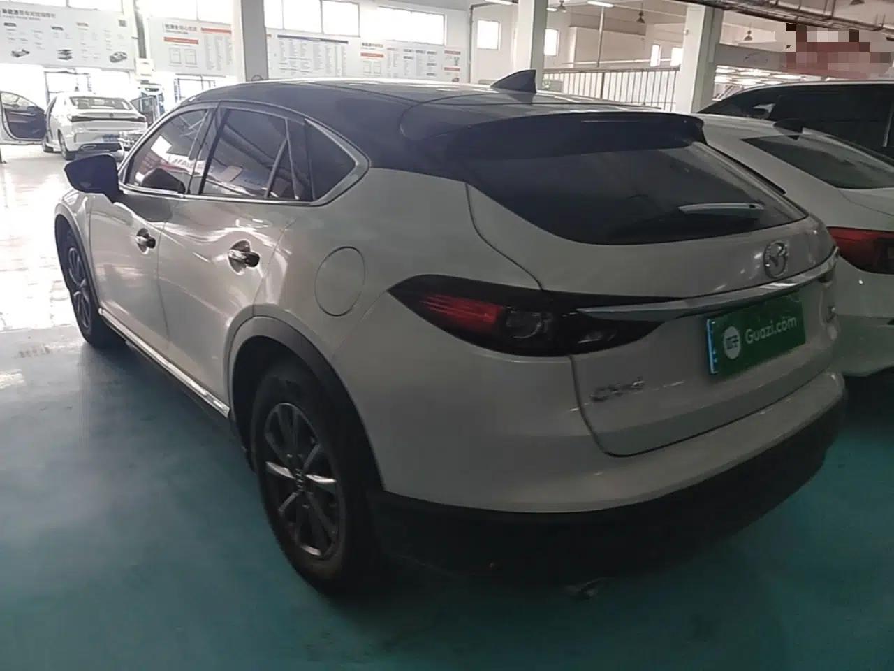Mazda CX-4 2021 2.0L Automatic Two-Wheel Drive Blue Sky Dynamic Edition — миниатюра 4