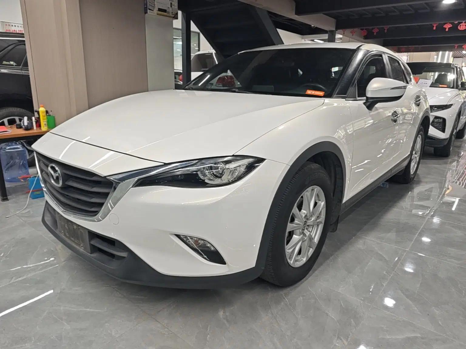 Mazda CX-4 2016 2.0L Automatic 2WD Blue Sky Dynamic Edition — миниатюра 1