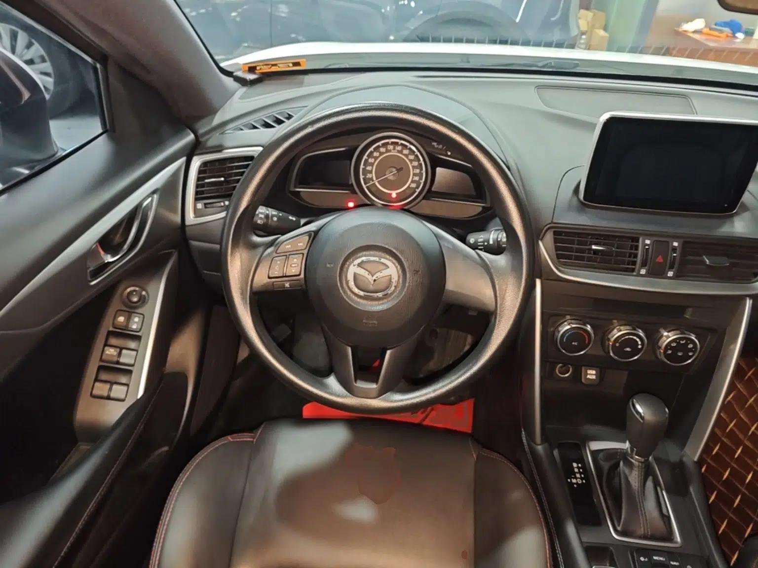 Mazda CX-4 2016 2.0L Automatic 2WD Blue Sky Dynamic Edition — миниатюра 14